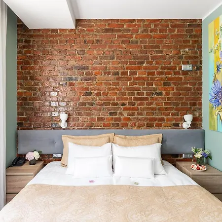 Apartmanhotel Efekt 72 4*