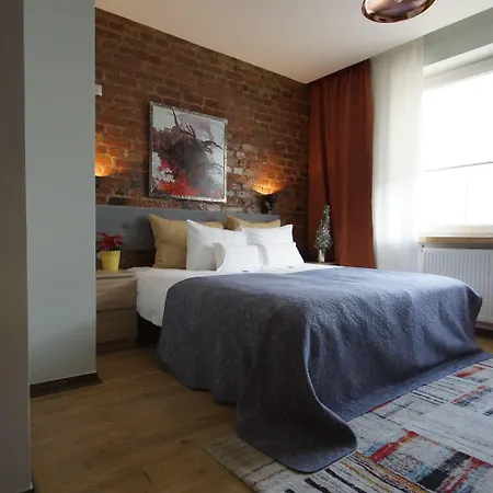 Efekt 72 Apartmanhotel