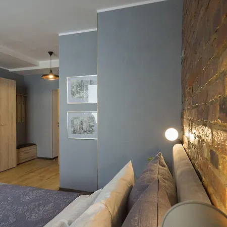 Appart hôtel Efekt 72