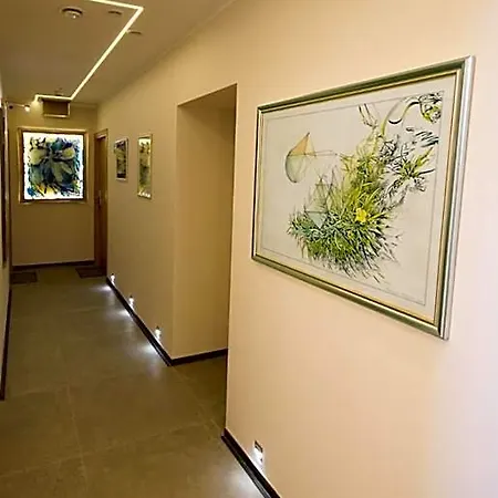Efekt 72 Appart hôtel 4*