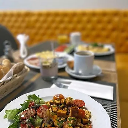 Efekt 72 Aparthotel 4*