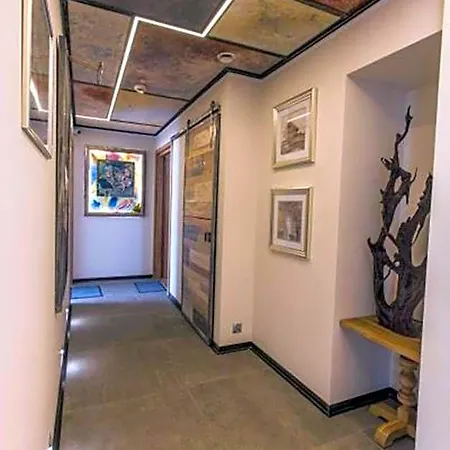 Efekt 72 Appart hôtel 4*
