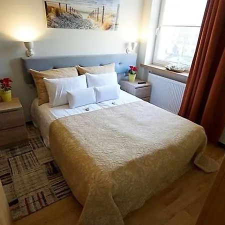 Efekt 72 Aparthotel Gdynia