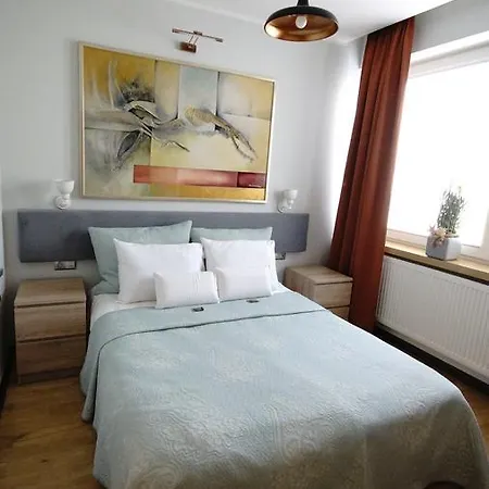 Efekt 72 Aparthotel 3*