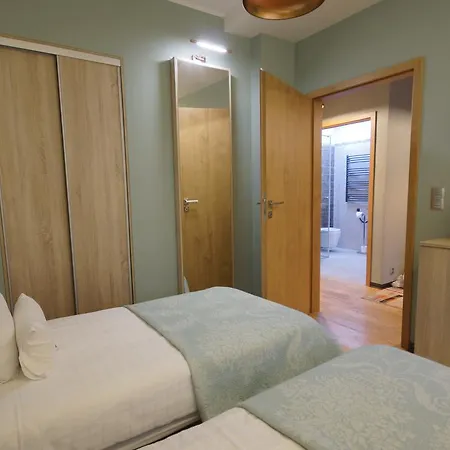 Efekt 72 Appart hôtel 4*