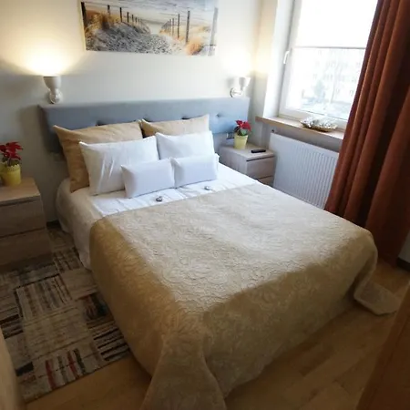 Apartmanhotel Efekt 72 4*